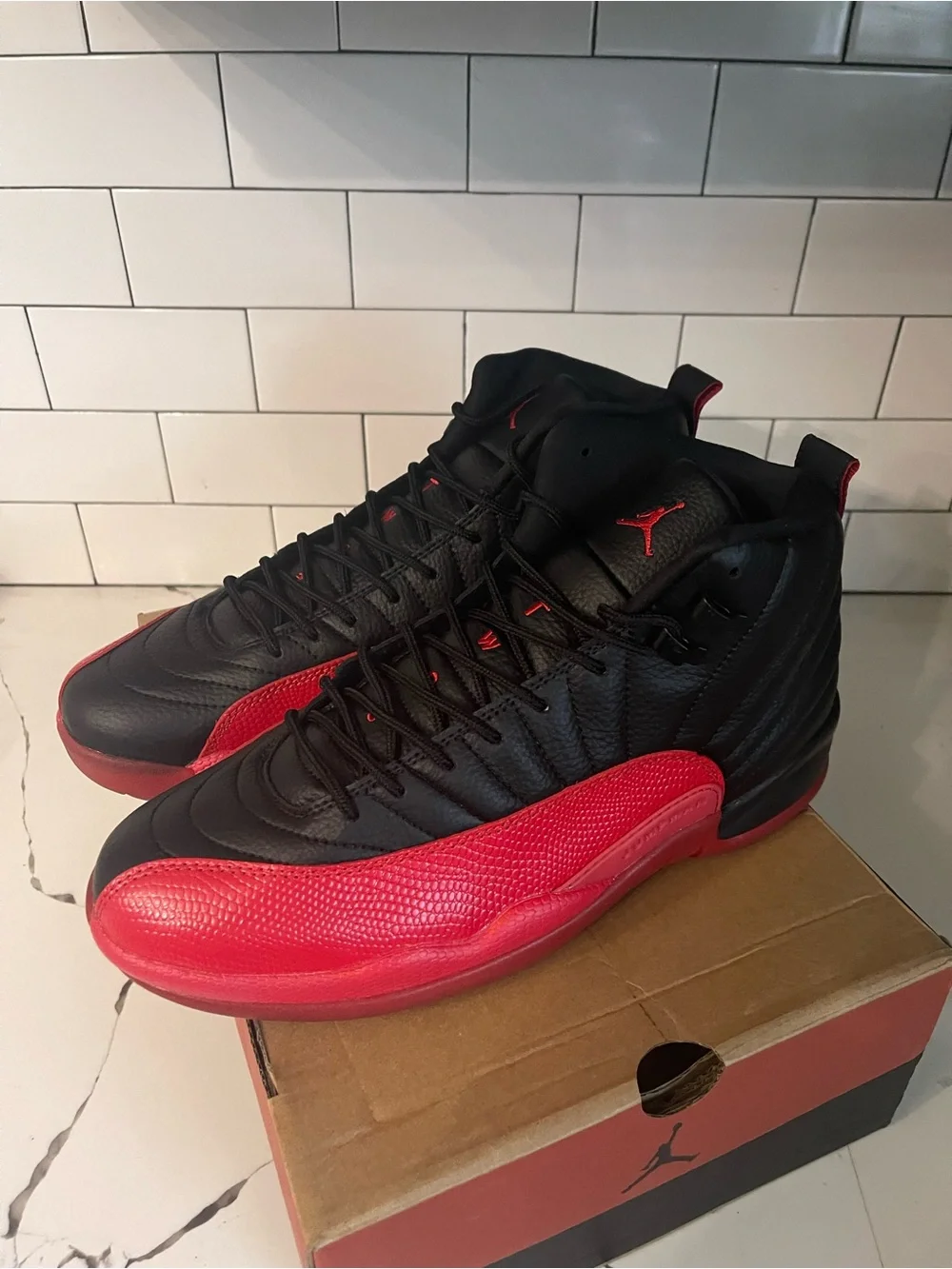 Mens Retro 12 Flu Game Size 13.